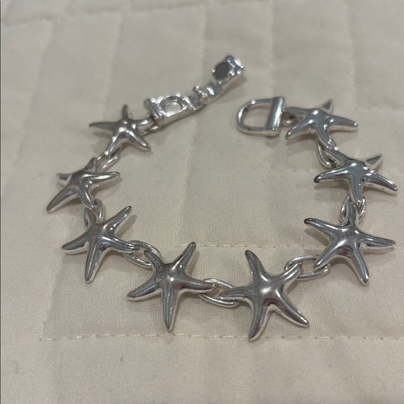 Silver Starfish Bracelet (Magnetic) - Picture 1 of 10